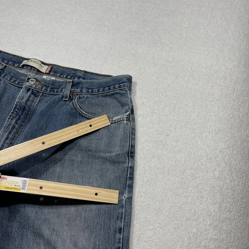 Levi 550 Jeans Men's W40 L30 Relaxed Straight Blue Comfort Work Distressed Hems